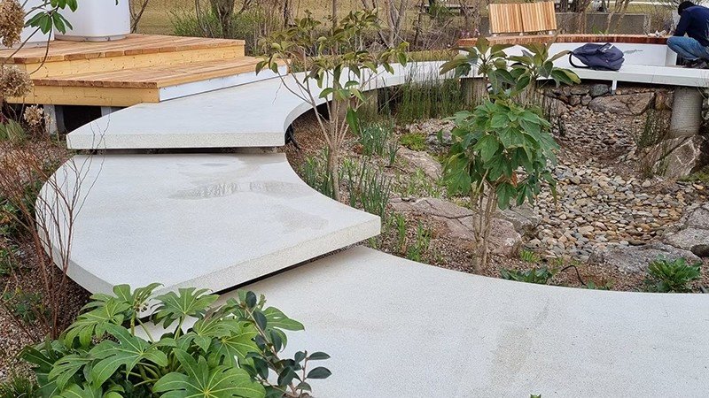 UHPC Cast-Stone Planter factory